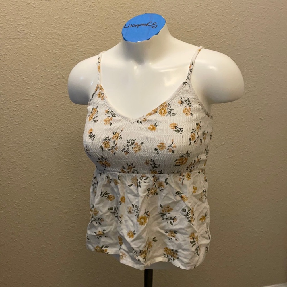 Hollister flowy floral tank